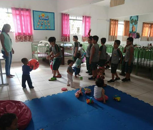 2019 - Entrega dos brinquedos da campanha de arrecadação — foto 7