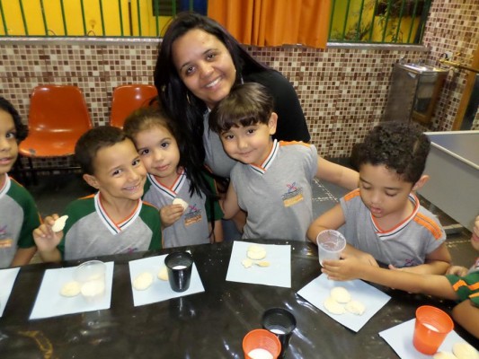 2013 - Fazendo Biscoito - Prof -Gisele — foto 2