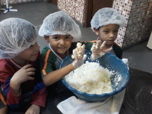 2013 - Fazendo Biscoito - Prof -Gisele — foto 5