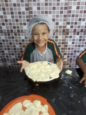 2013 - Fazendo Biscoito - Prof -Gisele — foto 9